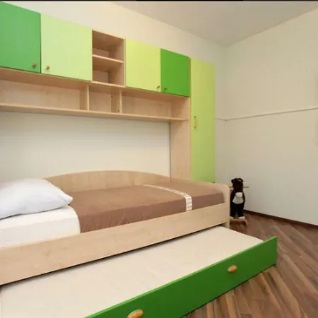 New Near Split, Trogir And Appartement Kaštela
